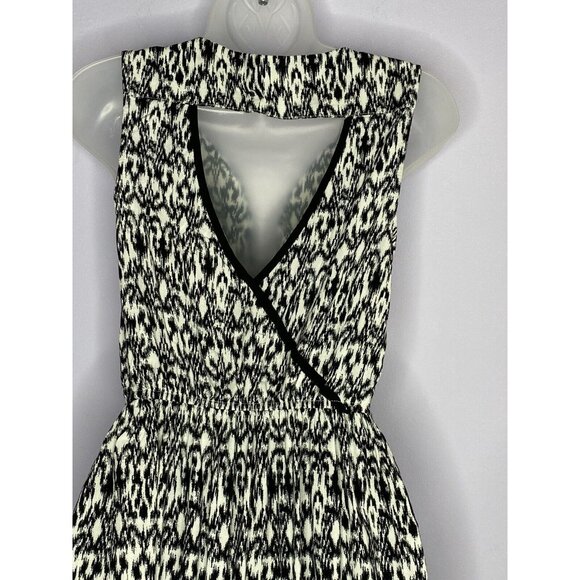 THML Dress Womens XS Navy White Ikat Print Sleeveless Pockets Boho Festival Mini - Picture 6 of 12